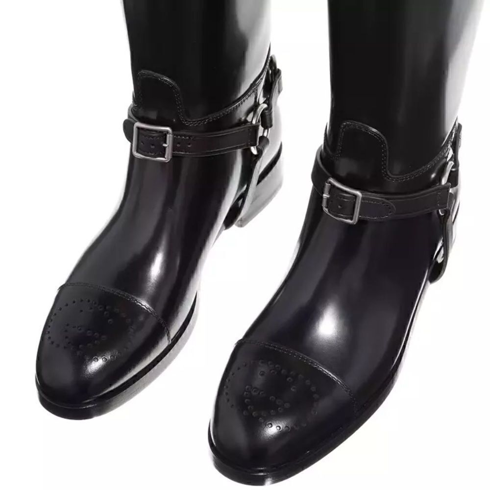 GUCCI
Harness Knee Boot Black/Amber Honey - Picture 6 of 15